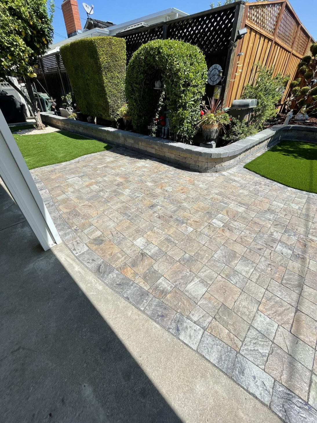 Sol Landscape: Service Image-14 Sol Landscape: Service Image-14